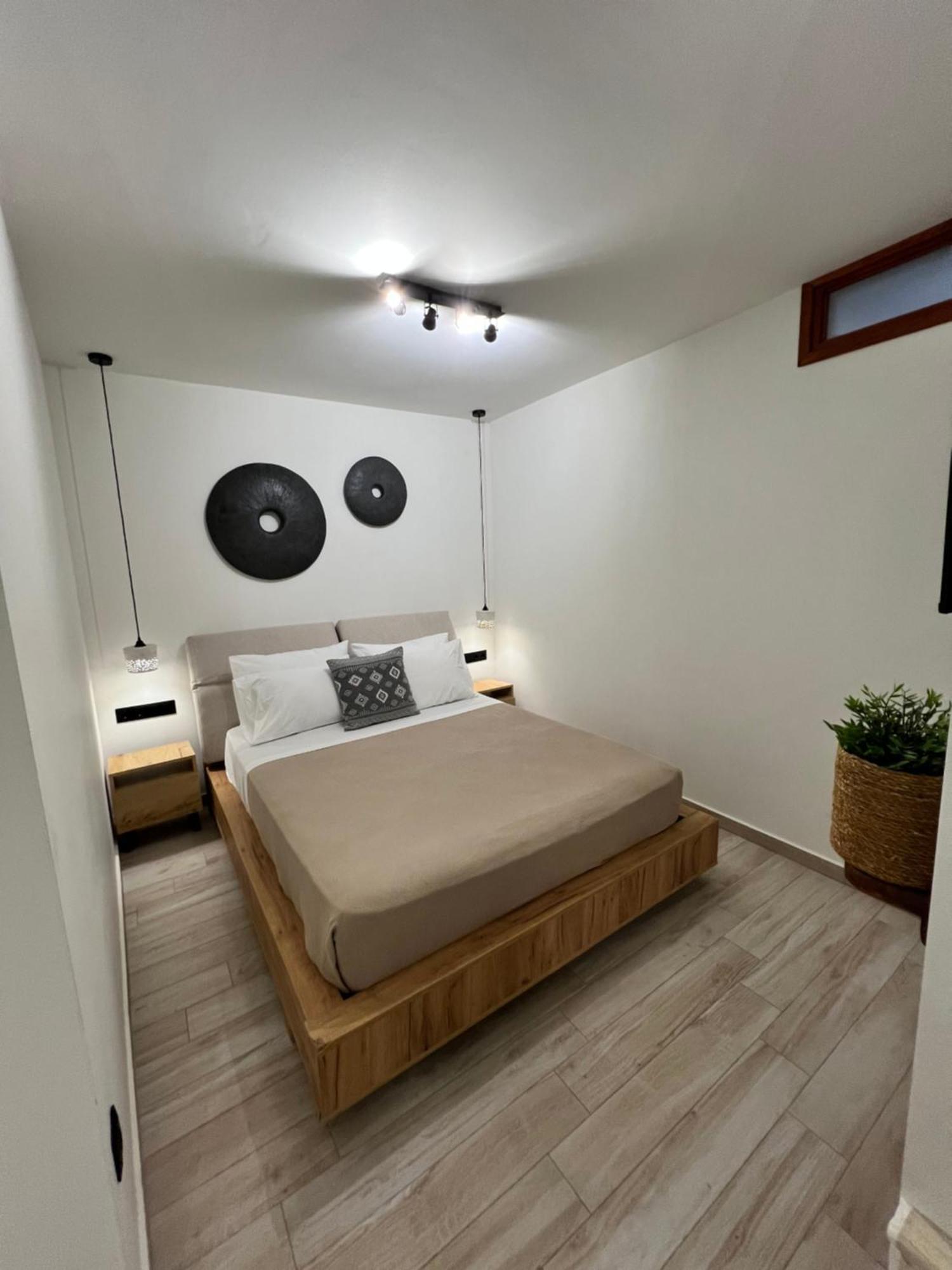 Olea White Holiday home