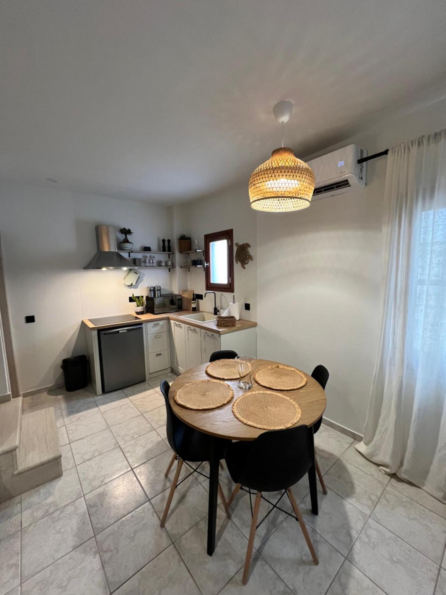 Holiday home Olea White *