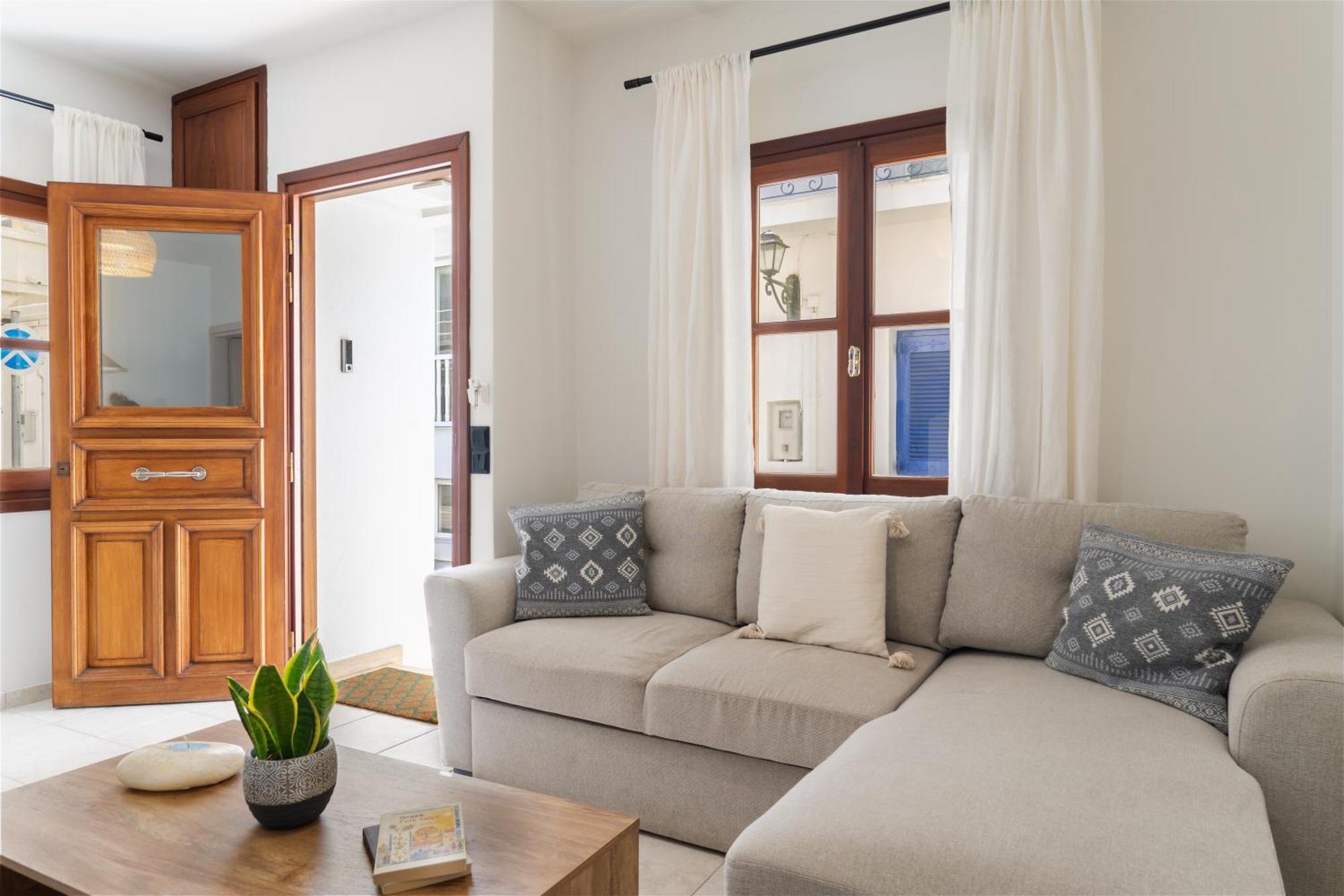Olea White * Skiathos Town