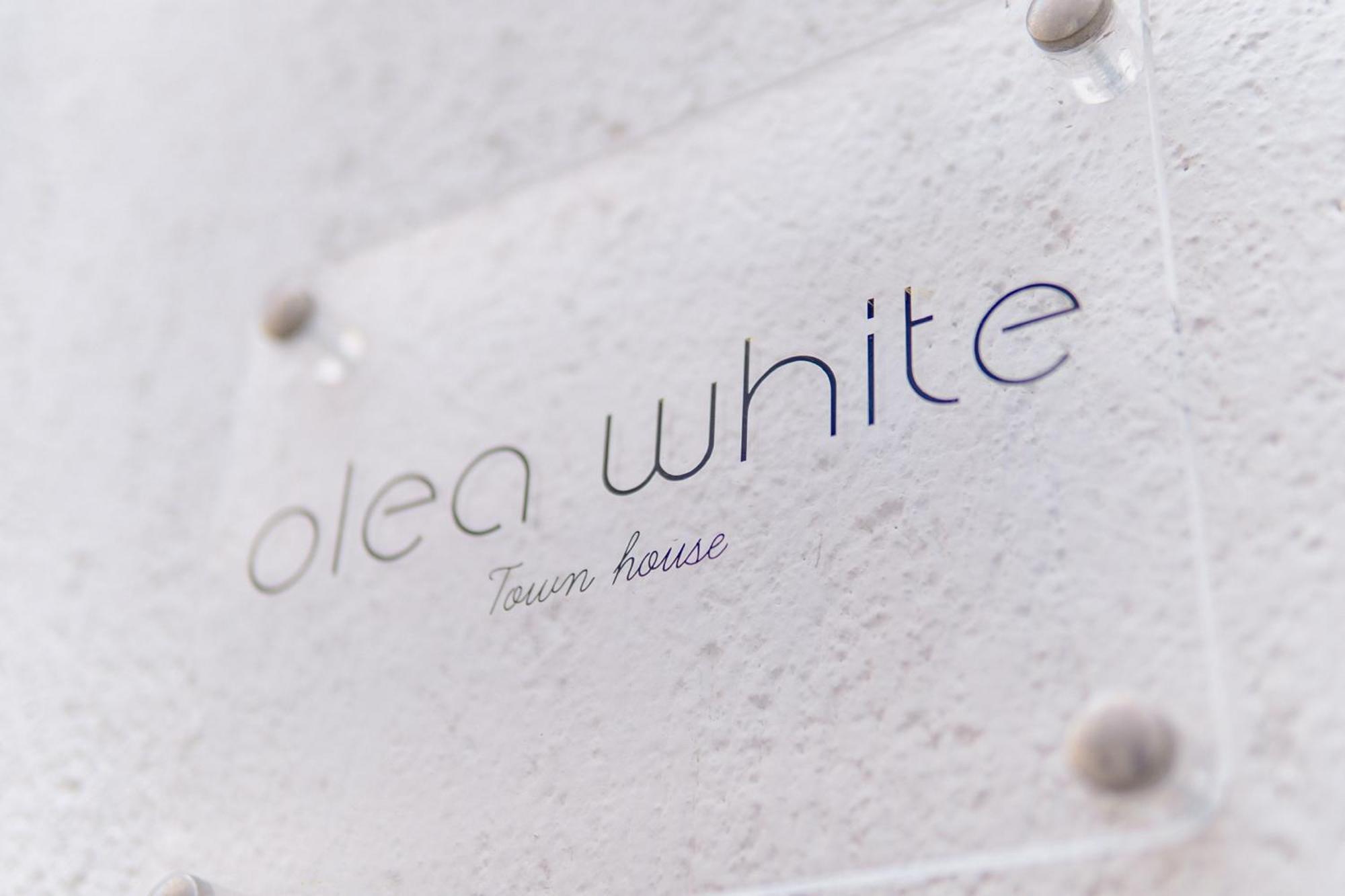 Holiday home Olea White