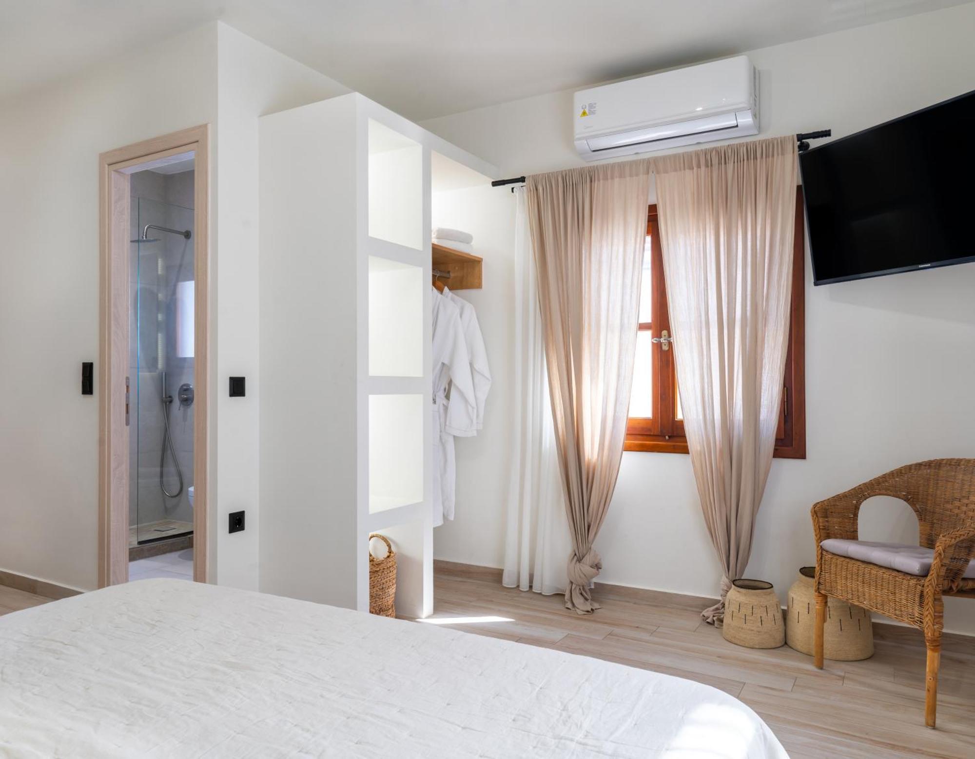 Olea White Holiday home *